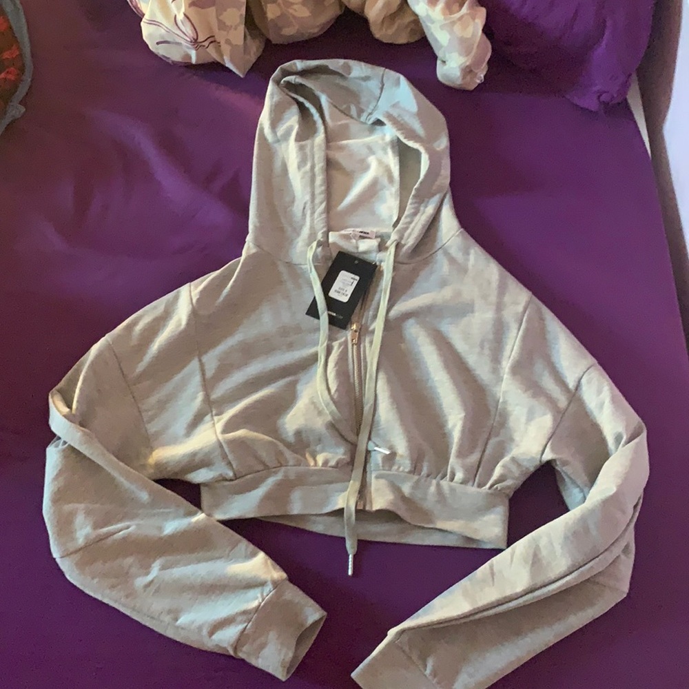 brand new fashion nova grey cropped hoodie
